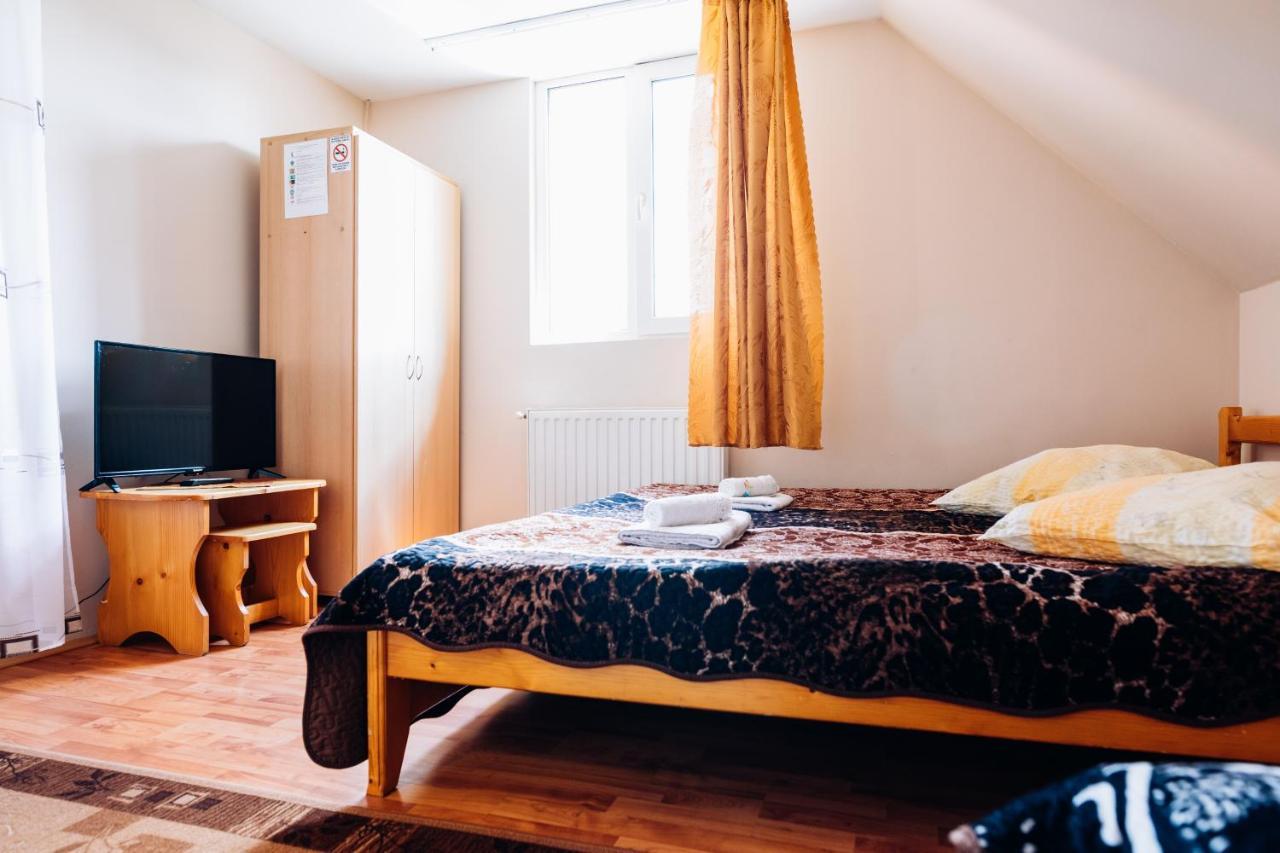 Iris Panzio Hotell Praid Exteriör bild