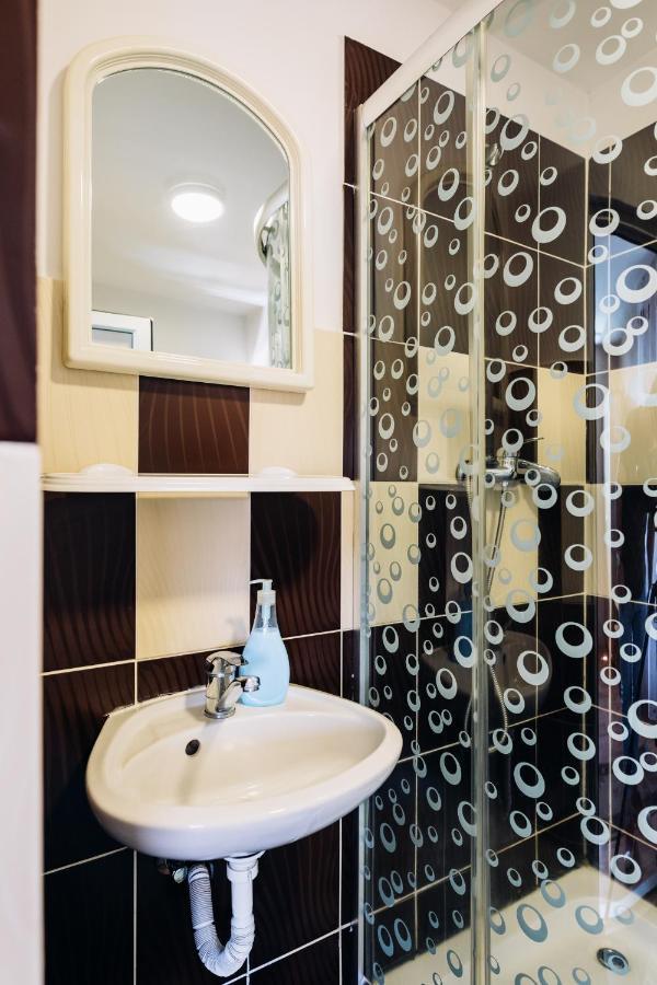 Iris Panzio Hotell Praid Exteriör bild