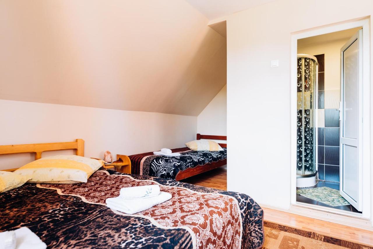 Iris Panzio Hotell Praid Exteriör bild